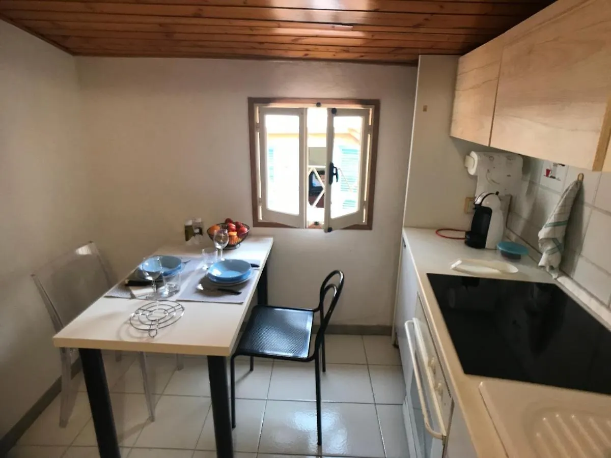 Apartament Sanremo'S Navel 1 Citra 008055-Lt-0809 0*,